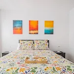 Apartment With 3 Bedrooms
