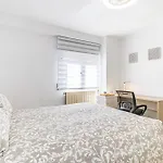 With 3 Bedrooms Apartament Saragossa
