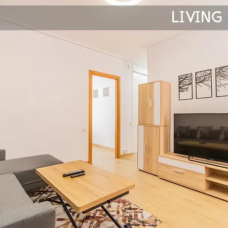With 3 Bedrooms Apartament Saragossa