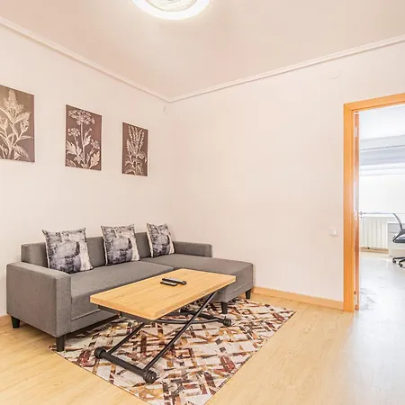 With 3 Bedrooms Zaragoza