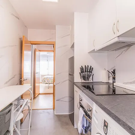 Apartament With 3 Bedrooms Saragossa